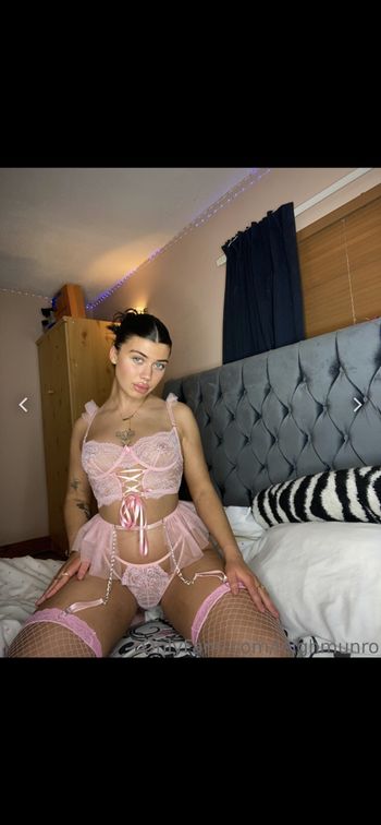 Leigh Munro Leaked Nude OnlyFans (Photo 14)