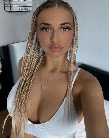 Leilani Leigh
