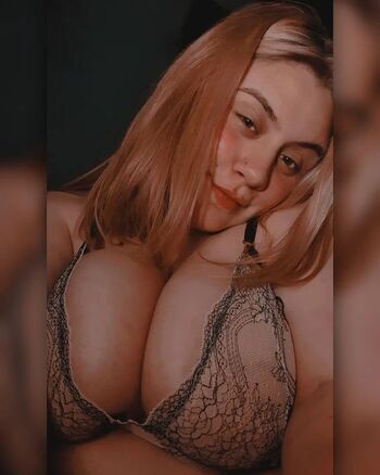 Leonela Cesar Leaked Nude OnlyFans (Photo 4)