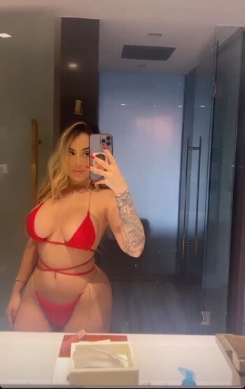 Leticia Vinhoz Leaked Nude OnlyFans (Photo 5)