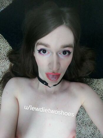 lewdietwoshoes
