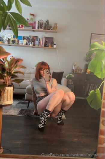 lewdroosfreepage Leaked Nude OnlyFans (Photo 12)