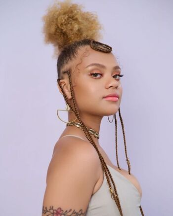 Lexcova / Lexay_X / Kingkorbel