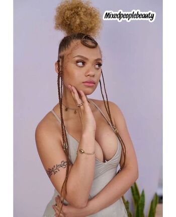 Lexcova / Lexay_X / Kingkorbel