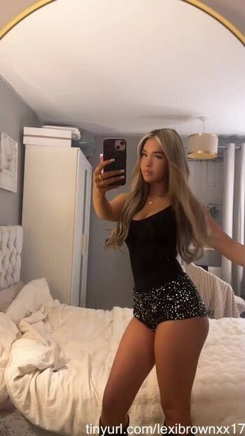 Lexi Brown Leaked Nude OnlyFans (Photo 5)