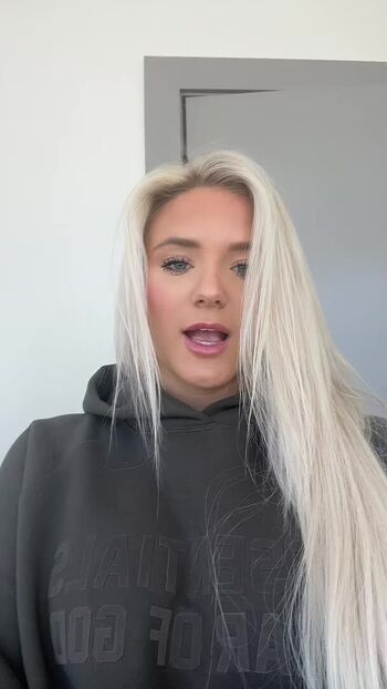 Lexi Holmstrom