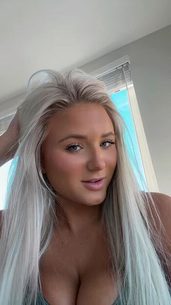Lexi Holmstrom