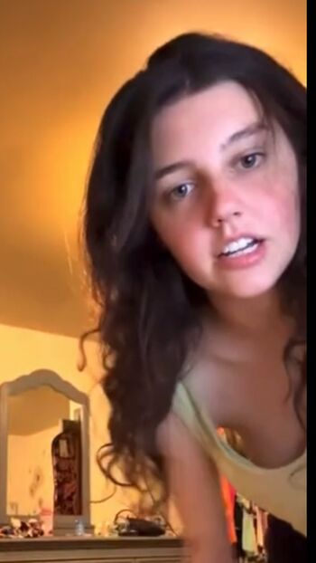 lexivalora22 Leaked Nude OnlyFans (Photo 1)
