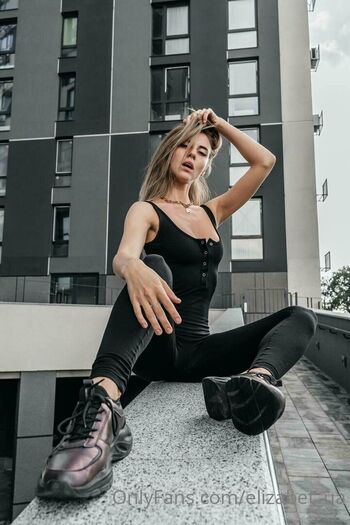 liana_elys