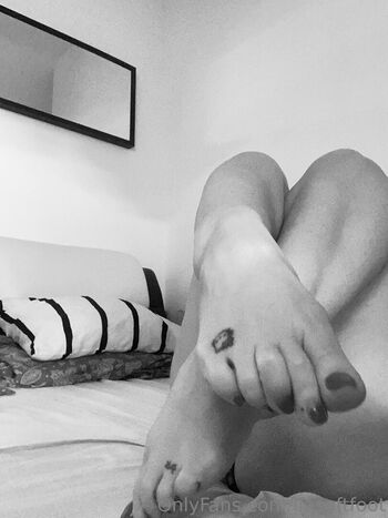 liasoftfoot Leaked Nude OnlyFans (Photo 26)