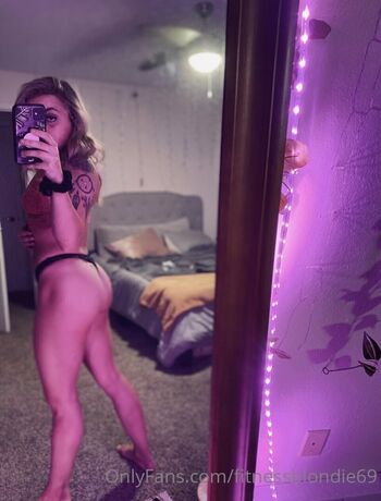 Libby Deranleau Leaked Nude OnlyFans (Photo 19)