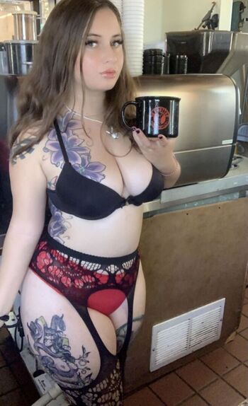 LilCurvySuccubus