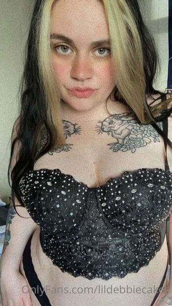 lildebbiecakes