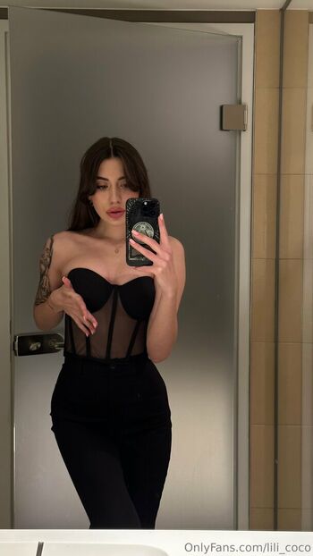 Lili Coco Leaked Nude OnlyFans (Photo 81)