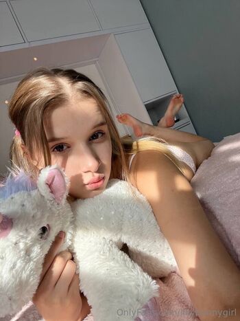 liliybunnygirl