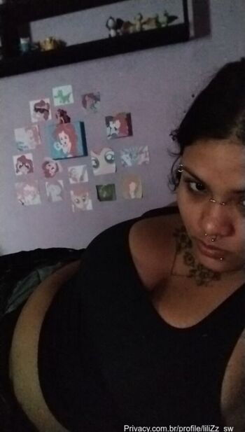 LiliZz Leaked Nude OnlyFans (Photo 8)