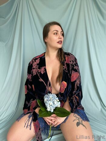 Lillias Right Leaked Nude OnlyFans (Photo 172)