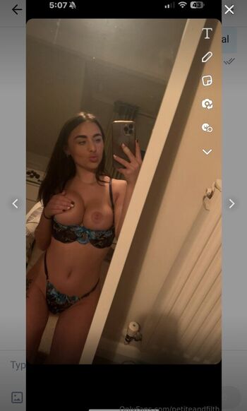 Lillieboswell Leaked Nude OnlyFans (Photo 5)