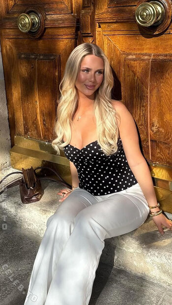 Lilligloria Leaked Nude OnlyFans (Photo 1)