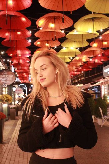 lilolendis Leaked Nude OnlyFans (Photo 5)