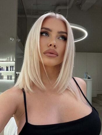 lilyabraun Leaked Nude OnlyFans (Photo 11)