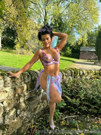 lilyfiore.only Leaked Nude OnlyFans (Photo 6)