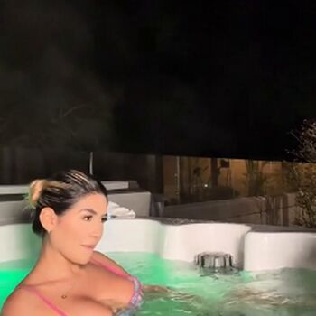 Lina Esmeralda Leaked Nude OnlyFans (Photo 3)