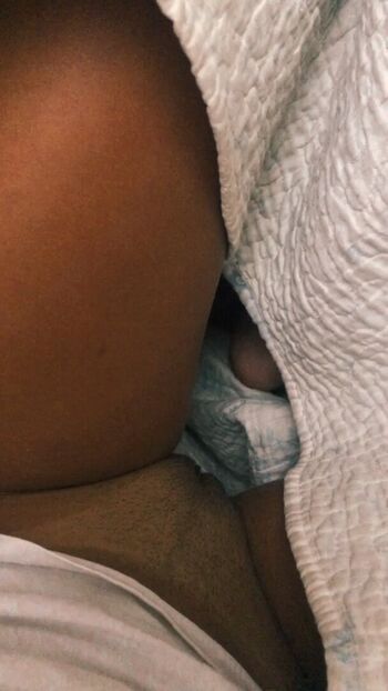 Linda Lua Leaked Nude OnlyFans (Photo 19)