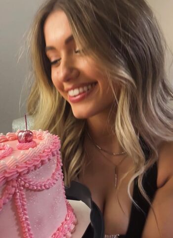 Lindsay Braun Leaked Nude OnlyFans (Photo 24)