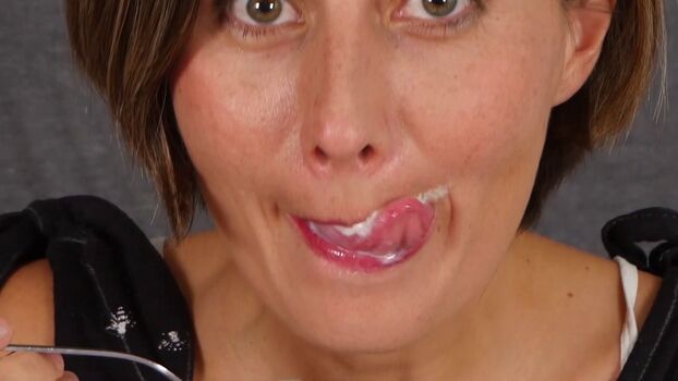 Lindsey Doe