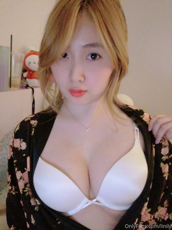 Lindychii Leaked Nude OnlyFans (Photo 22)