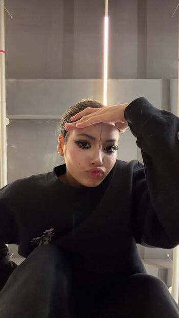 Lisa Blackpink