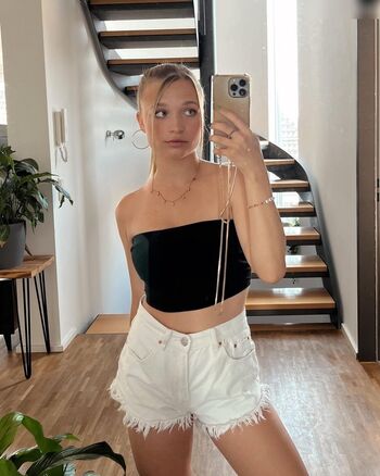 Lisa Küppers Leaked Nude OnlyFans (Photo 122)