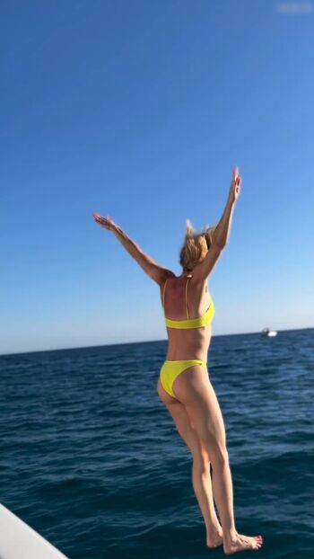 Lisa Ryzih Leaked Nude OnlyFans (Photo 3)