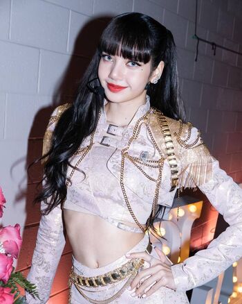 Lisa Leaked Nude OnlyFans (Photo 350)