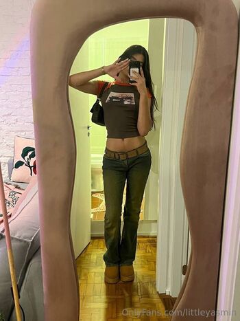 littleyasmin Leaked Nude OnlyFans (Photo 7)