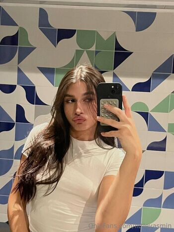 littleyasmin Leaked Nude OnlyFans (Photo 15)
