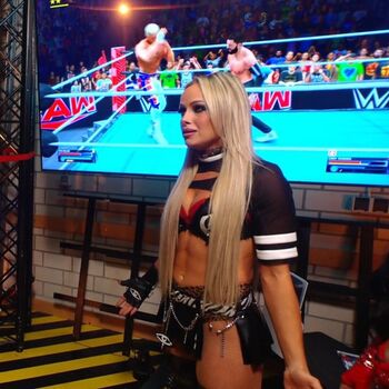 Liv Morgan Leaked Nude OnlyFans (Photo 33)