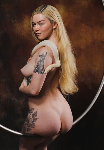 Liz Leblanc Leaked Nude OnlyFans (Photo 10)