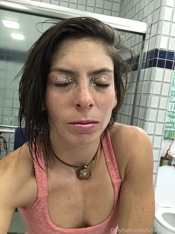 lizbecheeky Leaked Nude OnlyFans (Photo 4)