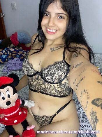 Lizet Rios Leaked Nude OnlyFans (Photo 8)