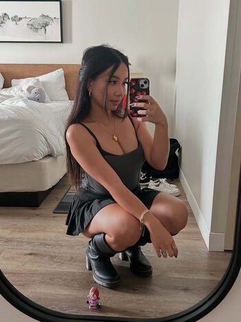 Lizzbitz Leaked Nude OnlyFans (Photo 6)