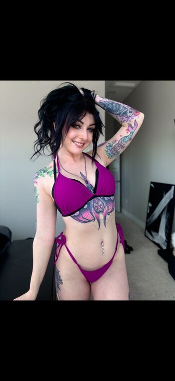 Lizzi Blake