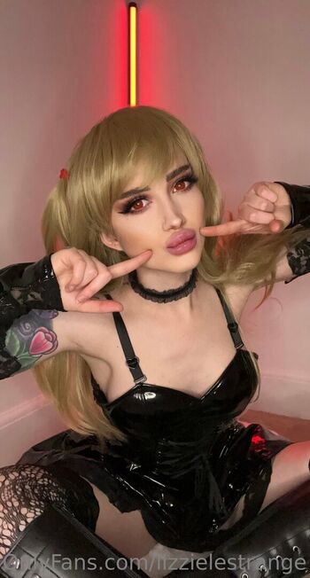 Lizzie Le Strange Leaked Nude OnlyFans (Photo 4)