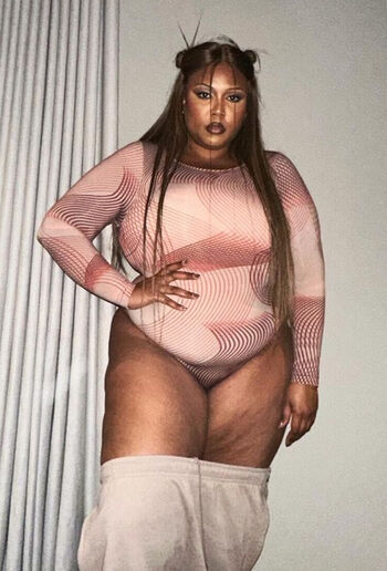 Lizzo Leaked Nude OnlyFans (Photo 8)