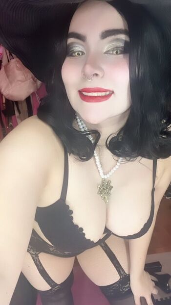 Lizzydcroown
