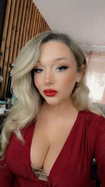 llannagg Leaked Nude OnlyFans (Photo 31)