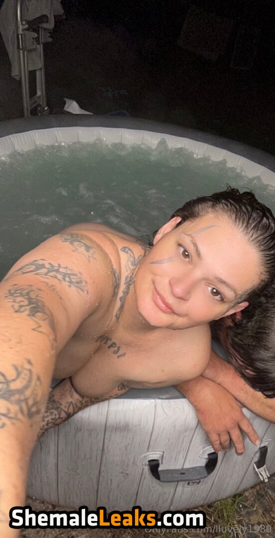 Lluvely1980 Nude OnlyFans (Photo 24)