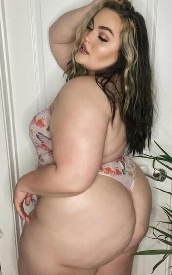 Loey Lane Leaked Nude OnlyFans (Photo 11)