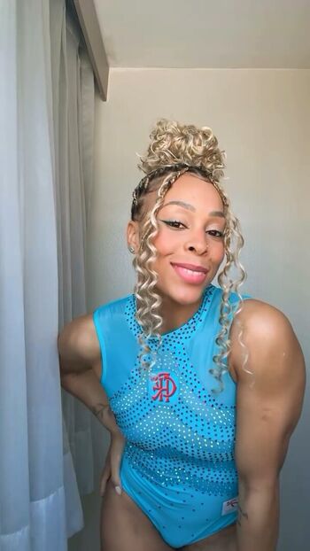 Lorrane Dos Santos Leaked Nude OnlyFans (Photo 21)